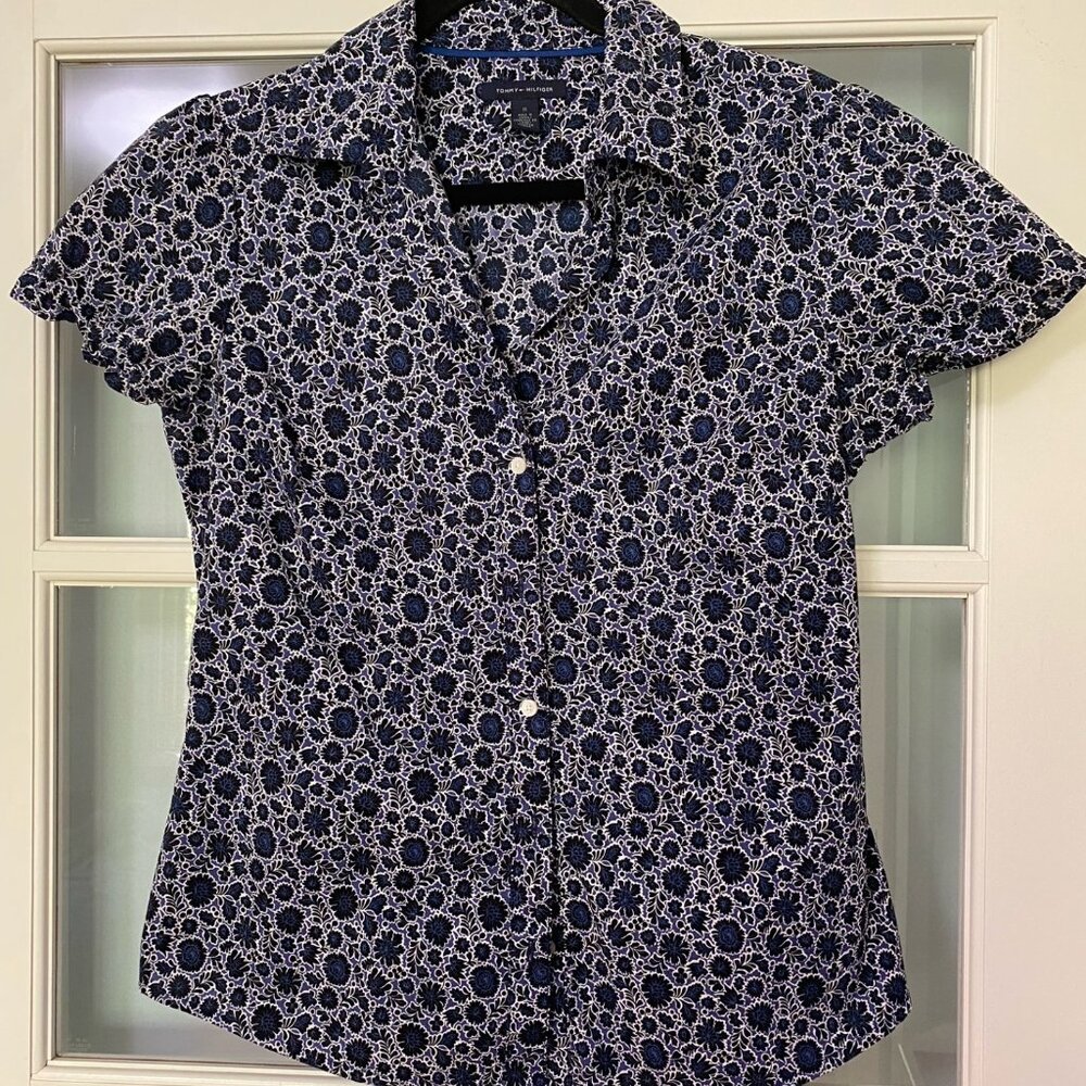 Tommy Hilfiger Size M blouse